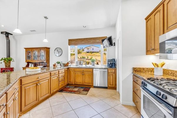 Interior, Kitchen, Pendant Lights, Stainless Steel Appliances