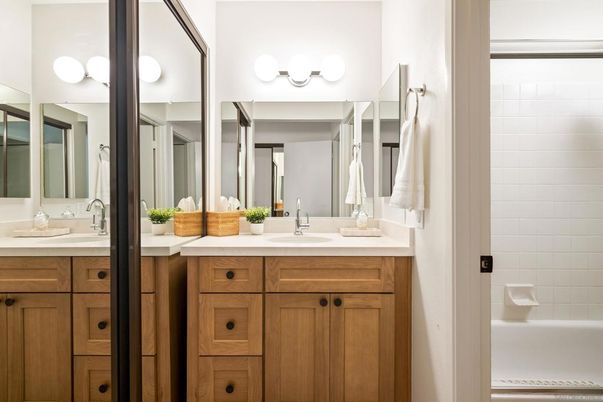 Bathroom, Dual Sink Vanities, Interior