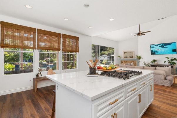 Interior, Kitchen, Living room, Recessed Lighting, Wood Texture Flooring