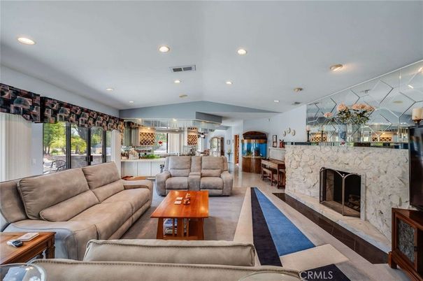 Fireplace, Interior, Living room, Recessed Lighting