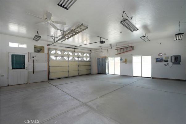 Garage, Interior
