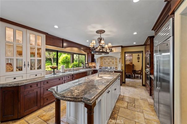 Chandelier, Dining room, Interior, Kitchen, Recessed Lighting