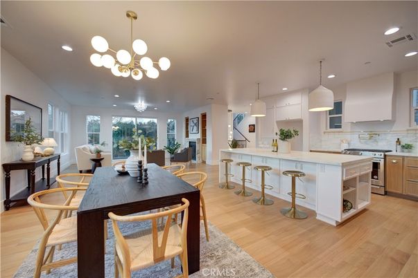 Dining room, Interior, Kitchen, Pendant Lights, Recessed Lighting, Wood Texture Flooring