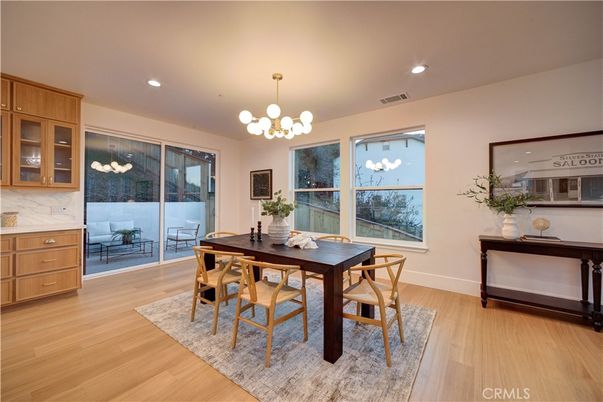 Chandelier, Dining room, Interior, Recessed Lighting, Wood Texture Flooring