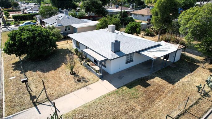 Exterior, Drone