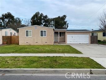 Attached, Backyard, Exterior, Facade, Ranch