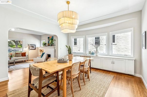 Chandelier, Dining room, Fireplace, Interior, Living room, Recessed Lighting, Wood Texture Flooring