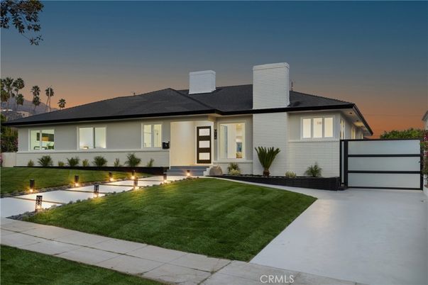Attached, Backyard, Exterior, Facade, Ranch