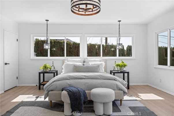 Bedroom, Interior, Pendant Lights, Wood Texture Flooring