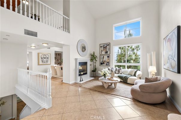Fireplace, Interior, Living room