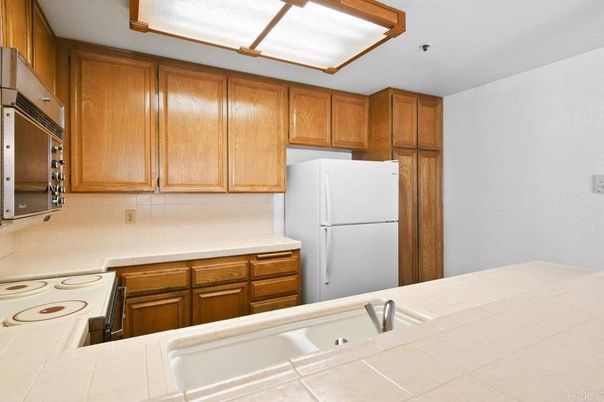 Interior, Kitchen, Tile Countertops
