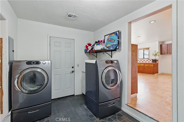 Interior, Recessed Lighting, Washer