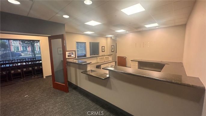 Dining room, Interior, Recessed Lighting
