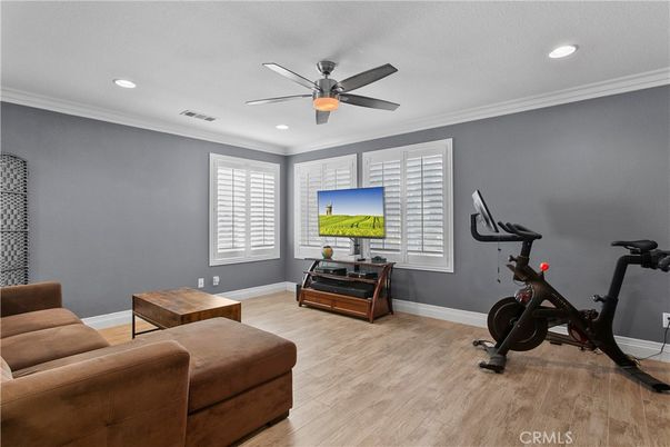 Fitness Equipment, Interior, Recessed Lighting, Wood Texture Flooring