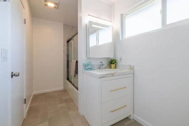 Bathroom, Dual Sink Vanities, Glass Shower, Interior