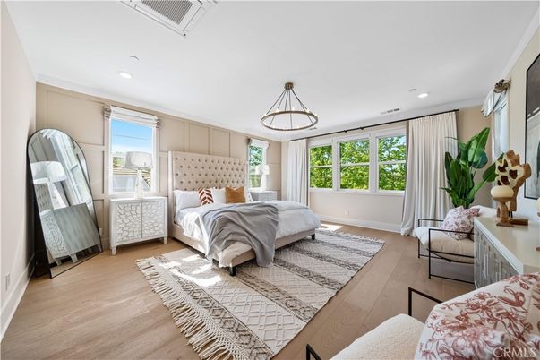 Bedroom, Interior, Pendant Lights, Recessed Lighting, Wood Texture Flooring