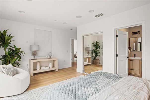Bathroom, Bedroom, Interior, Recessed Lighting, Wood Texture Flooring