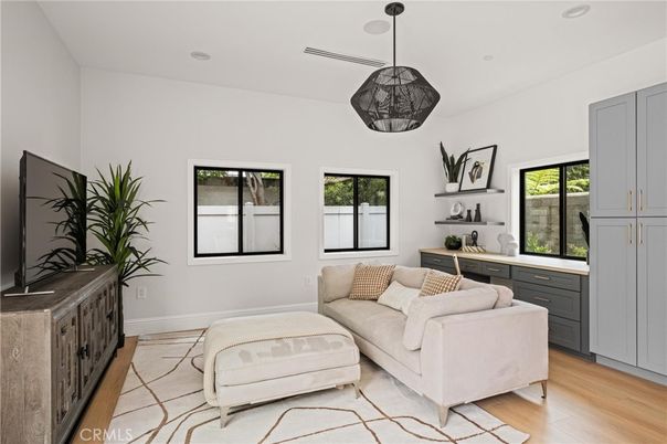 Interior, Living room, Pendant Lights, Recessed Lighting, Wood Texture Flooring