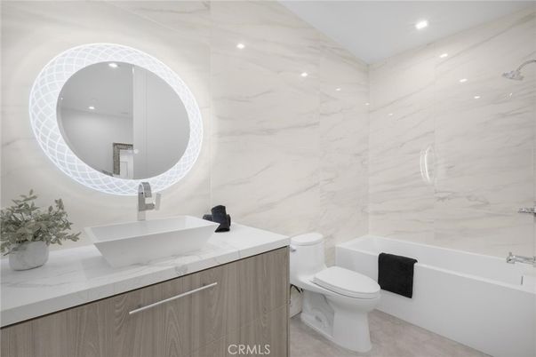 Bathroom, Interior, Marble Walls, Recessed Lighting