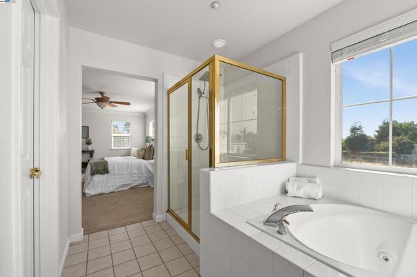 Bathroom, Bedroom, Glass Shower, Interior, Recessed Lighting