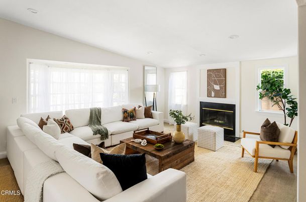 Fireplace, Interior, Living room, Recessed Lighting