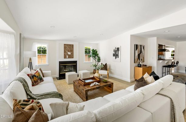 Fireplace, Interior, Living room, Recessed Lighting