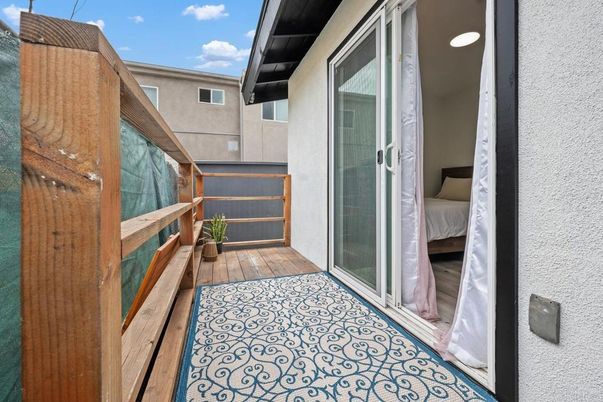 Exterior, Wood Texture Flooring