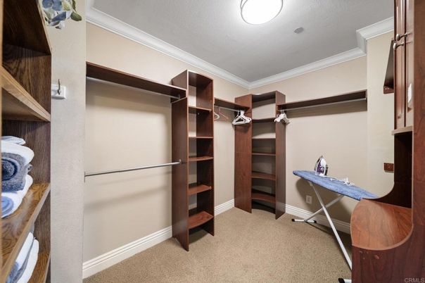 Interior, Walk-in Closets