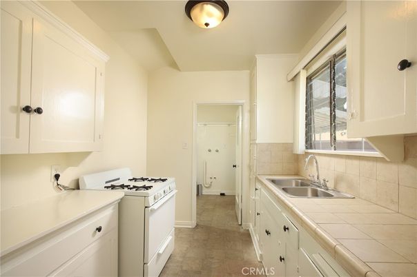 Interior, Kitchen, Tile Countertops