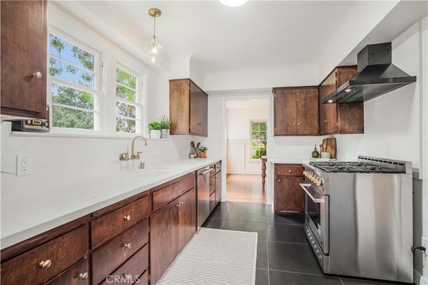 Interior, Kitchen, Pendant Lights, Stainless Steel Appliances