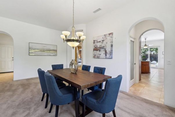 Chandelier, Dining room, Interior, Pendant Lights