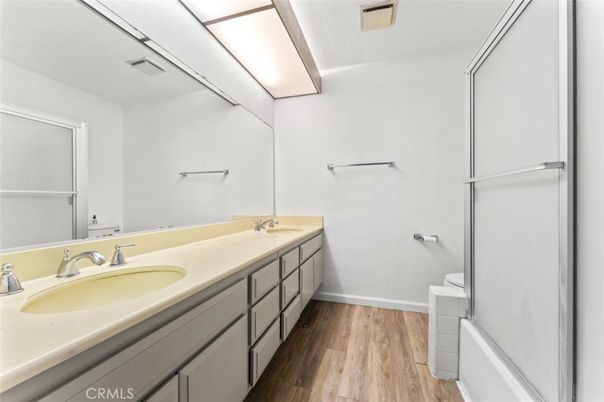 Bathroom, Dual Sink Vanities, Interior, Wood Texture Flooring