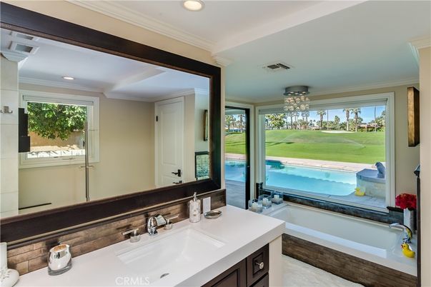 Bathroom, Interior, Recessed Lighting