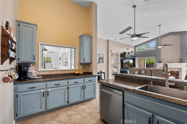 Fireplace, Interior, Kitchen