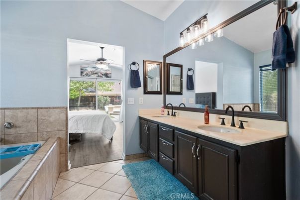 Bathroom, Bedroom, Dual Sink Vanities, Interior