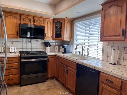 Interior, Kitchen, Recessed Lighting, Tile Countertops