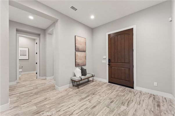 Interior, Recessed Lighting, Wood Texture Flooring