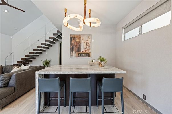 Interior, Pendant Lights, Recessed Lighting, Wood Texture Flooring