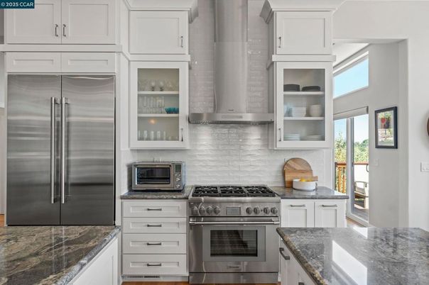 Interior, Kitchen, Stainless Steel Appliances