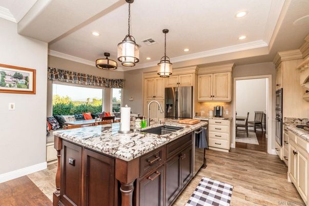 Dining room, Interior, Kitchen, Pendant Lights, Recessed Lighting, Stainless Steel Appliances, Wood Texture Flooring