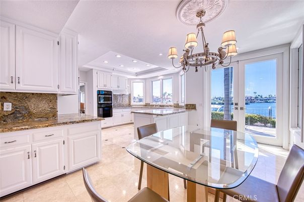 Chandelier, Dining room, Interior, Kitchen, Recessed Lighting, Water
