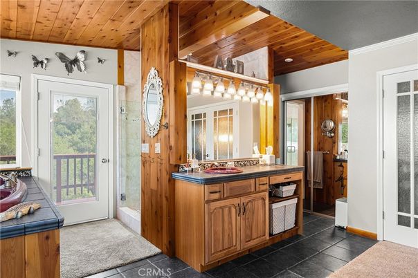 Bathroom, Interior, Recessed Lighting, Wooden Ceilings, Wooden Walls