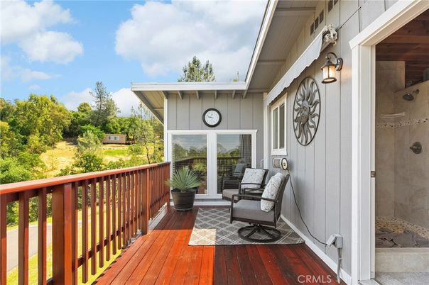 Exterior, Wood Texture Flooring