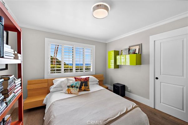 Bedroom, Interior, Water, Wood Texture Flooring