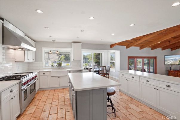 Dining room, Interior, Kitchen, Pendant Lights, Recessed Lighting, Stainless Steel Appliances, Wooden Beams, Wooden Ceilings