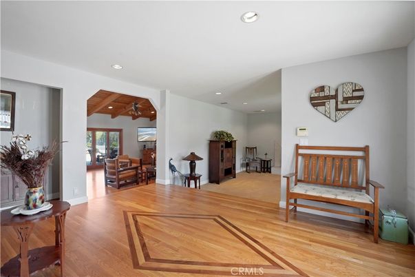 Interior, Recessed Lighting, Wooden Ceilings, Wood Texture Flooring