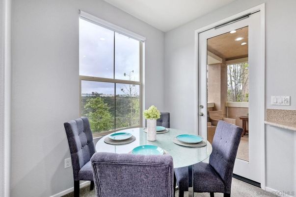 Dining room, Interior, Recessed Lighting