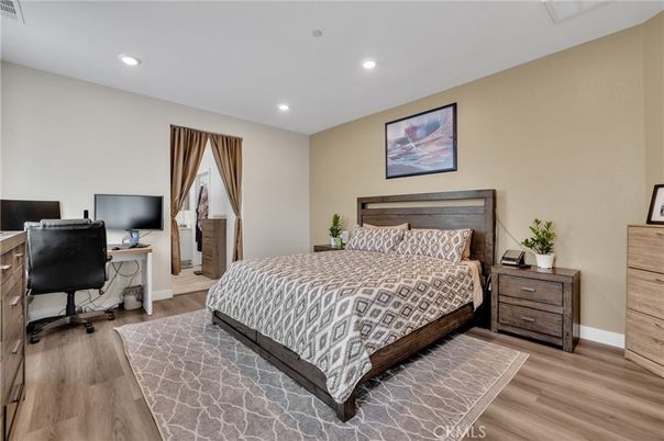 Bedroom, Home Office, Interior, Recessed Lighting, Wood Texture Flooring