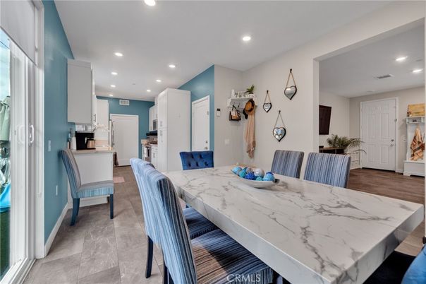 Dining room, Interior, Kitchen, Recessed Lighting
