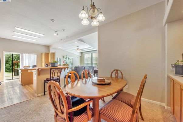 Chandelier, Dining room, Interior, Kitchen, Recessed Lighting, Wood Texture Flooring